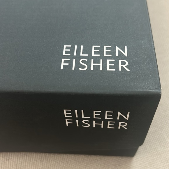 NIB Eileen Fisher Slingback Women’s 7.5 Devi
Nubuck Suede Leather Rye Brown Work - Picture 2 of 7